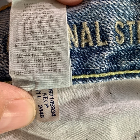 American Eagle Original Straight Distressed 100% Cotton Light Wash Jeans size 30 - Picture 15 of 16